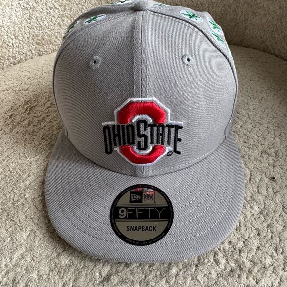 New Era 9fifty Ohio State Buckeyes SnapBack Gray Buckeye Leaf Embroidered New - Picture 2 of 6
